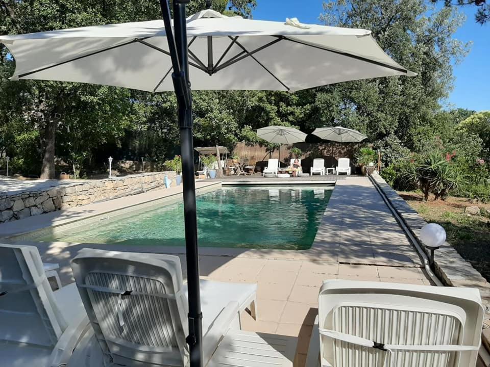 Mas Provençal au Cannet des Maures Le Cannet-des-Maures Extérieur photo